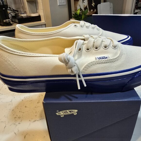 Vans Premium Authentic 44 White Blue DUCK CANVAS Mens Size 10 VN000EBNZ5D NEW - Picture 1 of 9